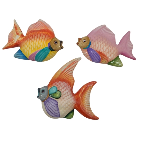 Vintage Other - Vintage estate hand painted Pottery tropical bird set of 3